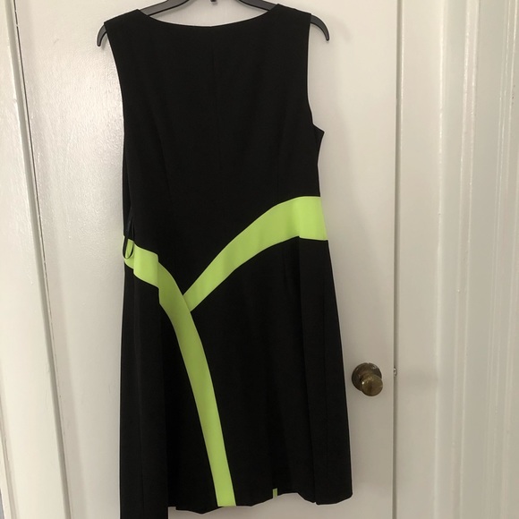 Calvin Klein sheath dress size 12 - Picture 2 of 4